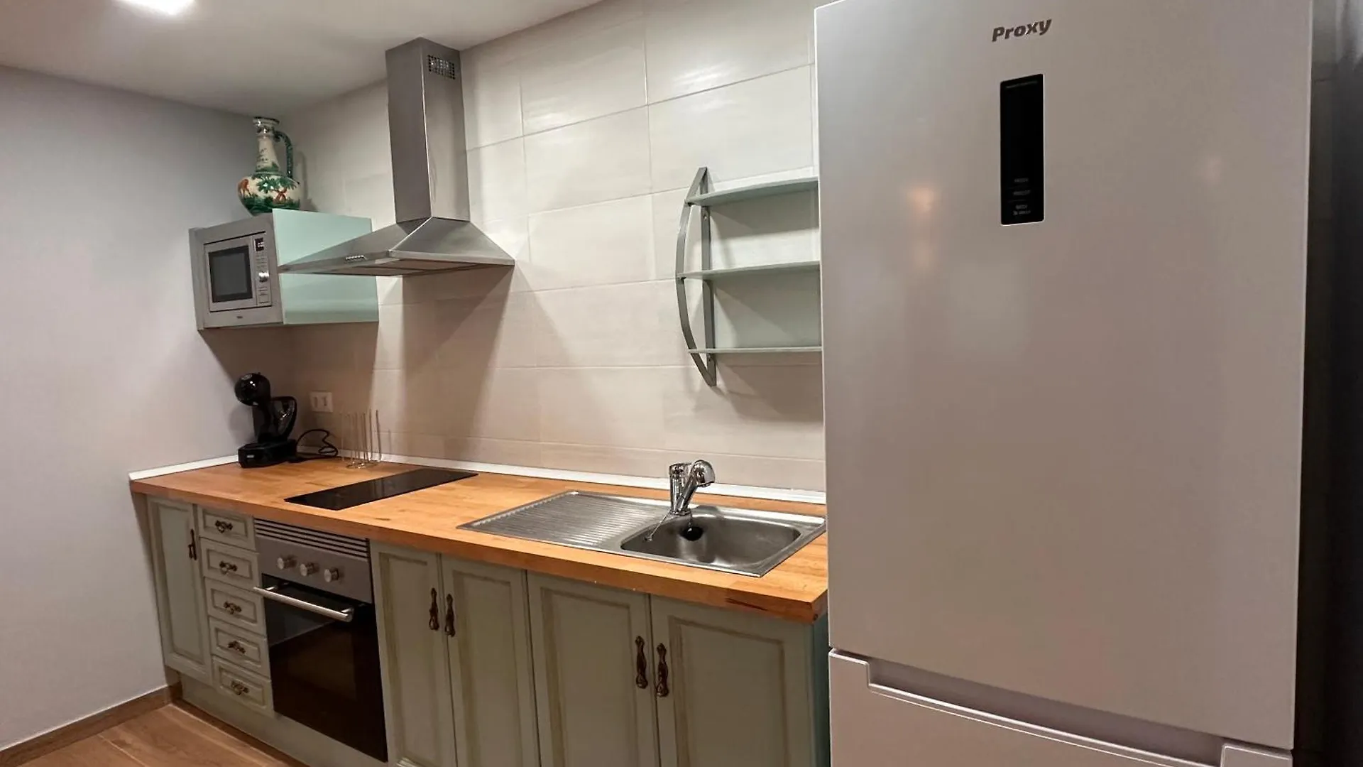 Loft Con Spa Exterior Climatizado Villa Iri Pineda de Mar 0*,