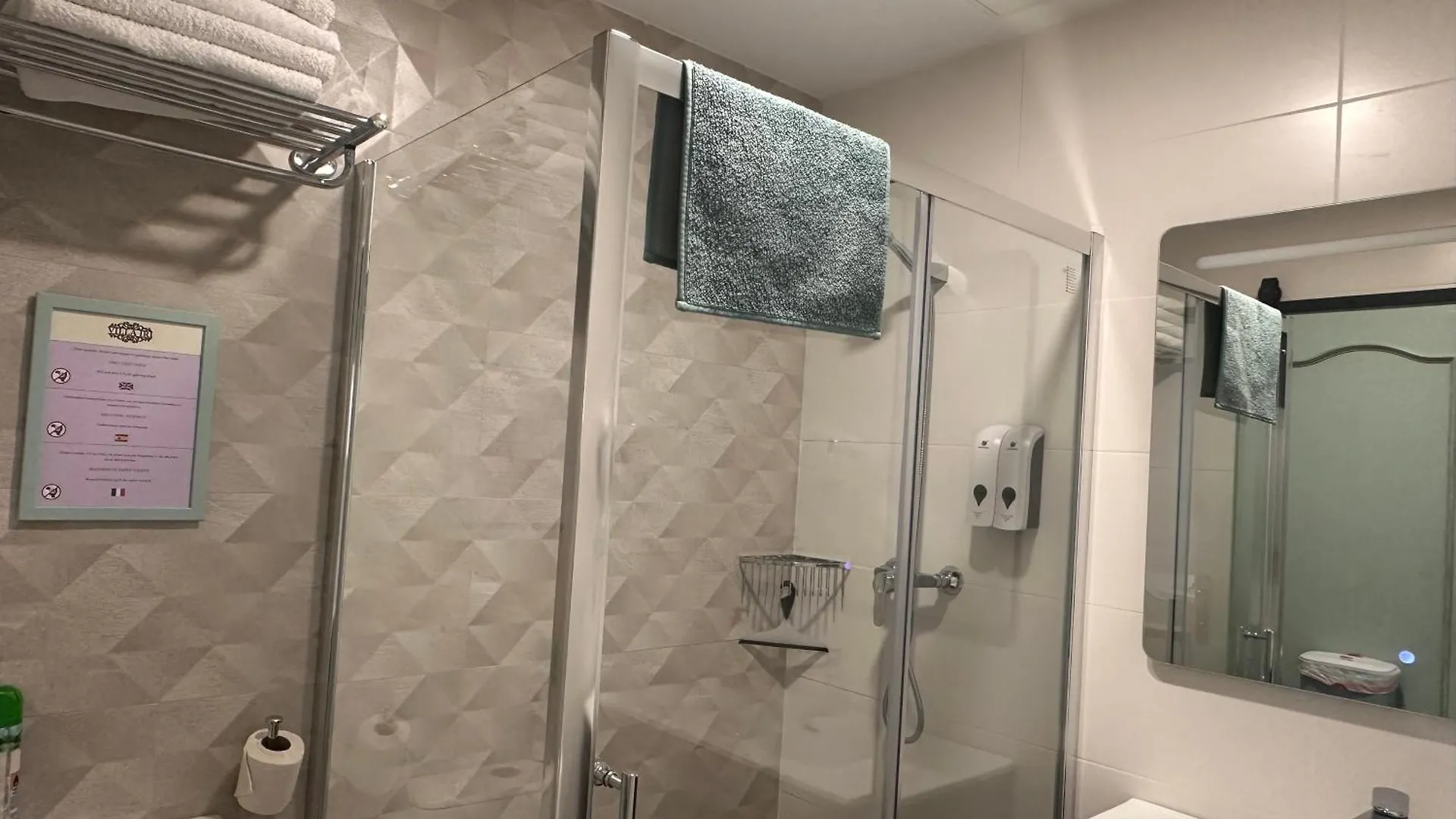 Apartment Loft Con Spa Exterior Climatizado Villa Iri Pineda de Mar Spain